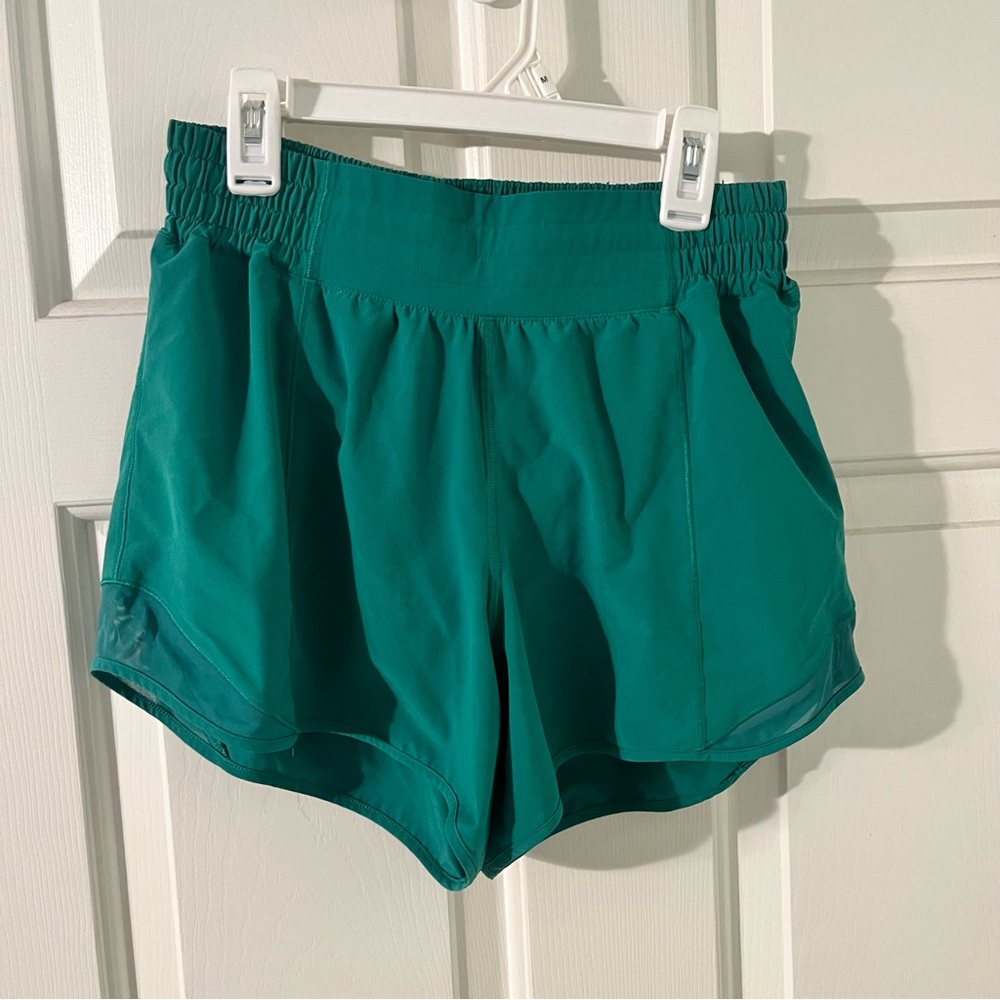 Lululemon Hotty hot shorts size 6